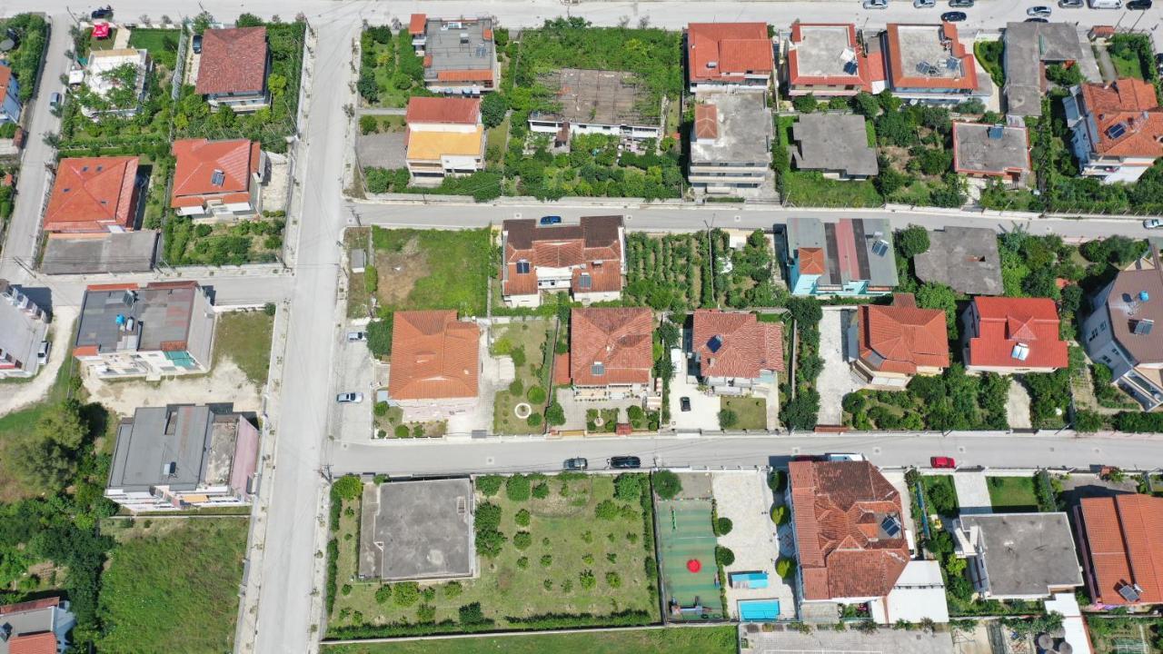 Raisa Guesthouse 12 Berat Kültér fotó