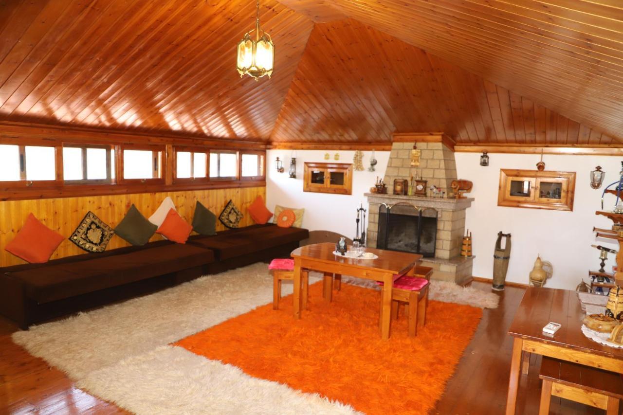 Raisa Guesthouse 12 Berat Kültér fotó