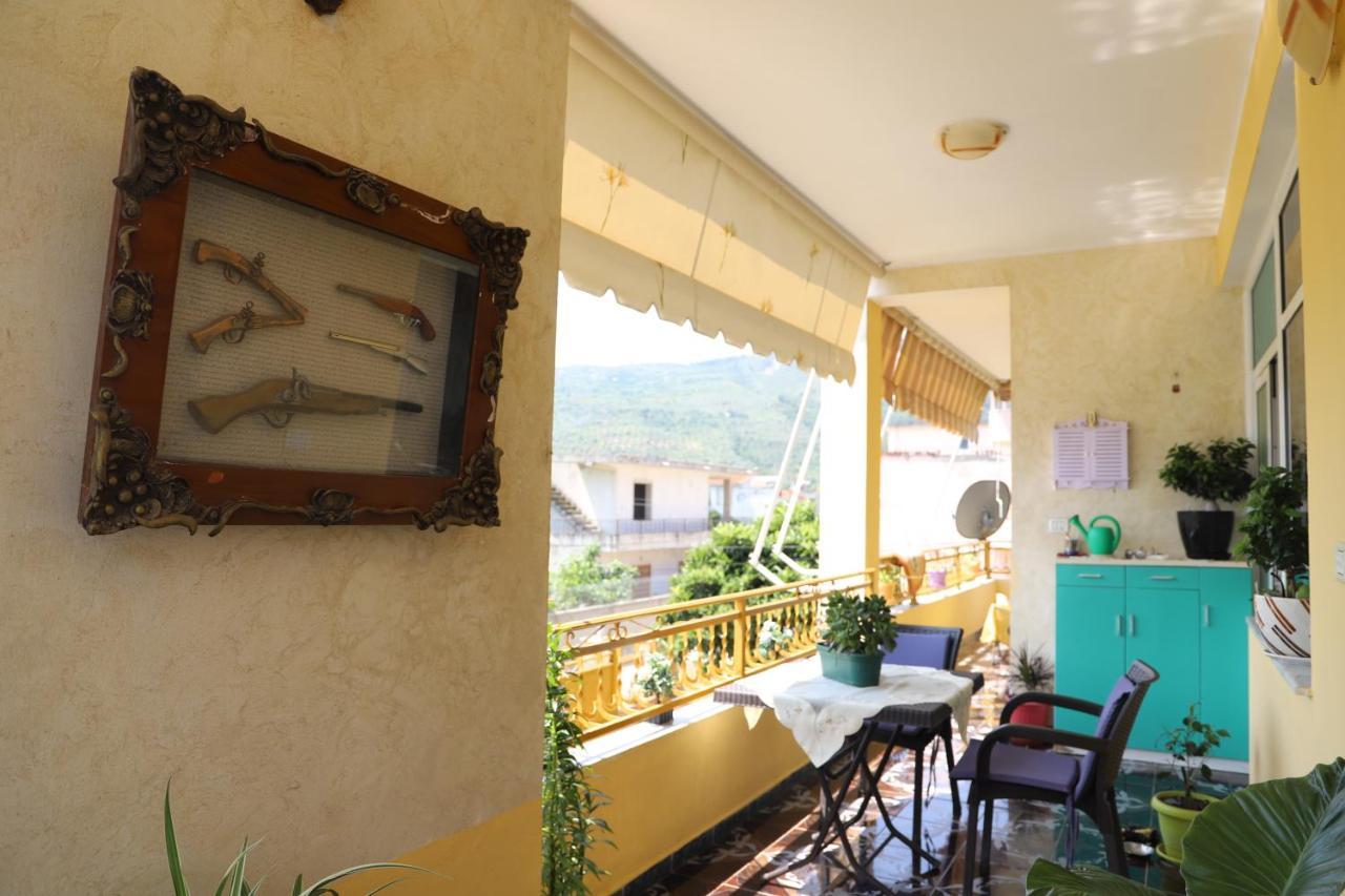 Raisa Guesthouse 12 Berat Kültér fotó