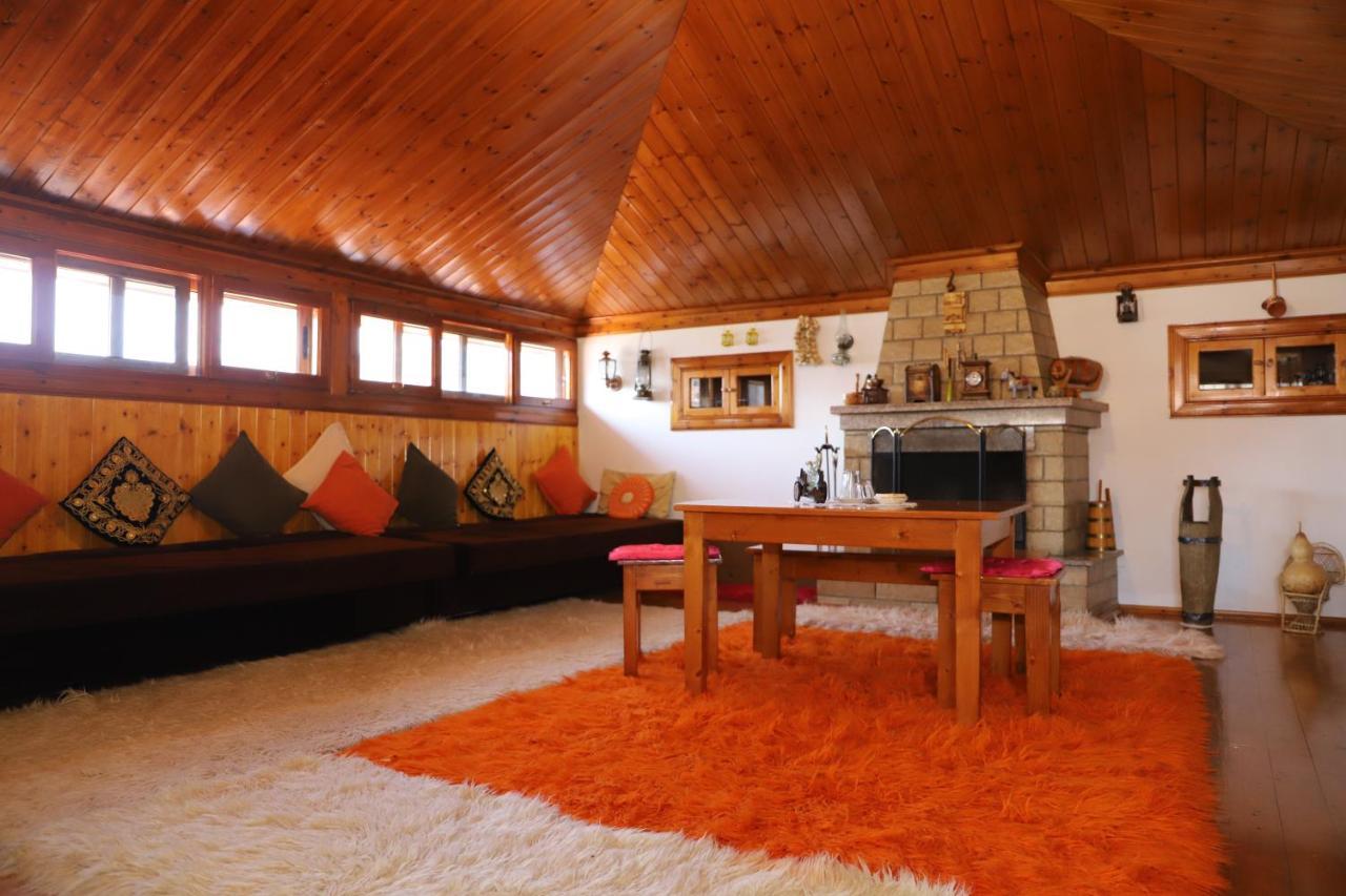 Raisa Guesthouse 12 Berat Kültér fotó
