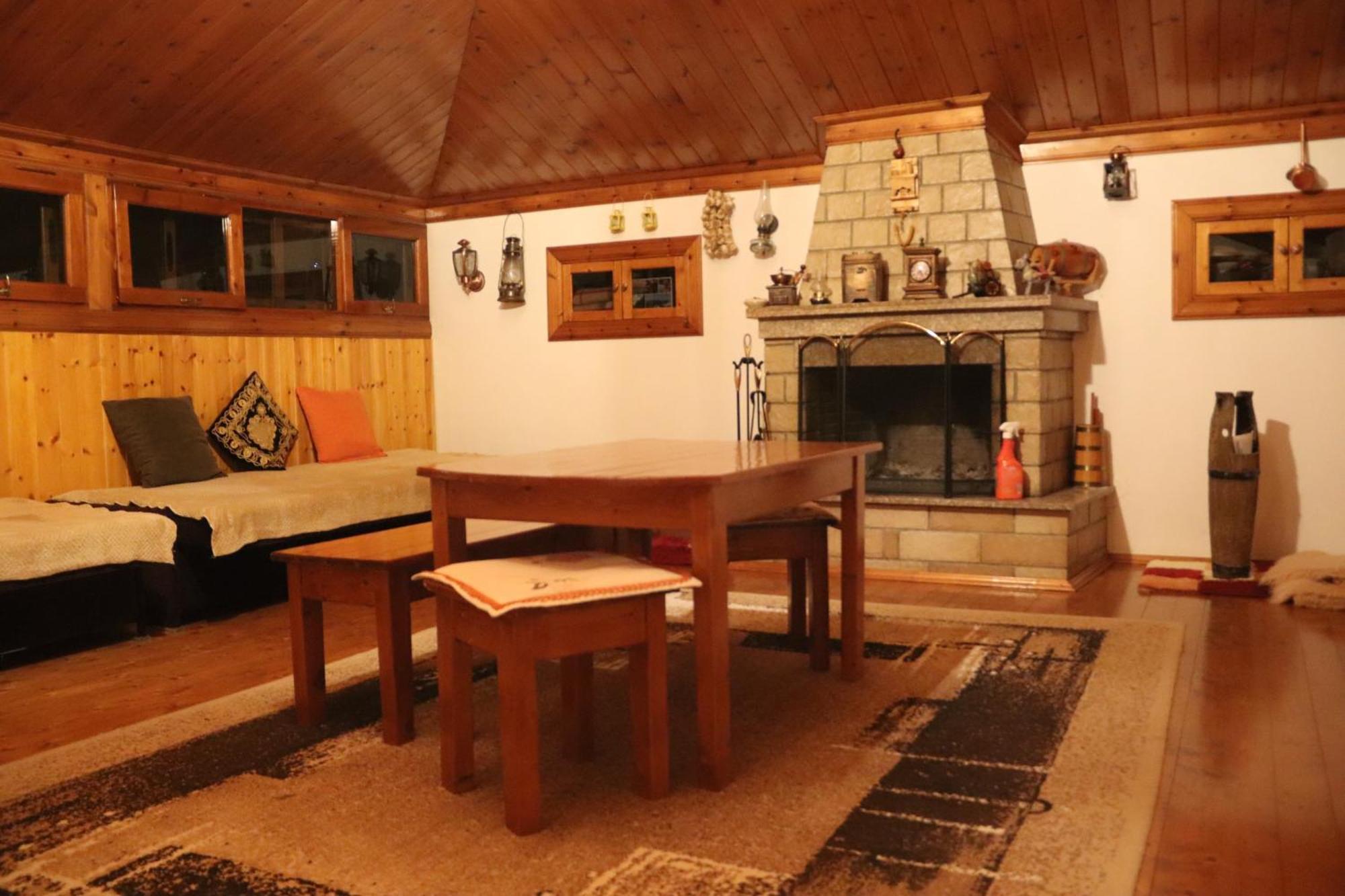 Raisa Guesthouse 12 Berat Kültér fotó